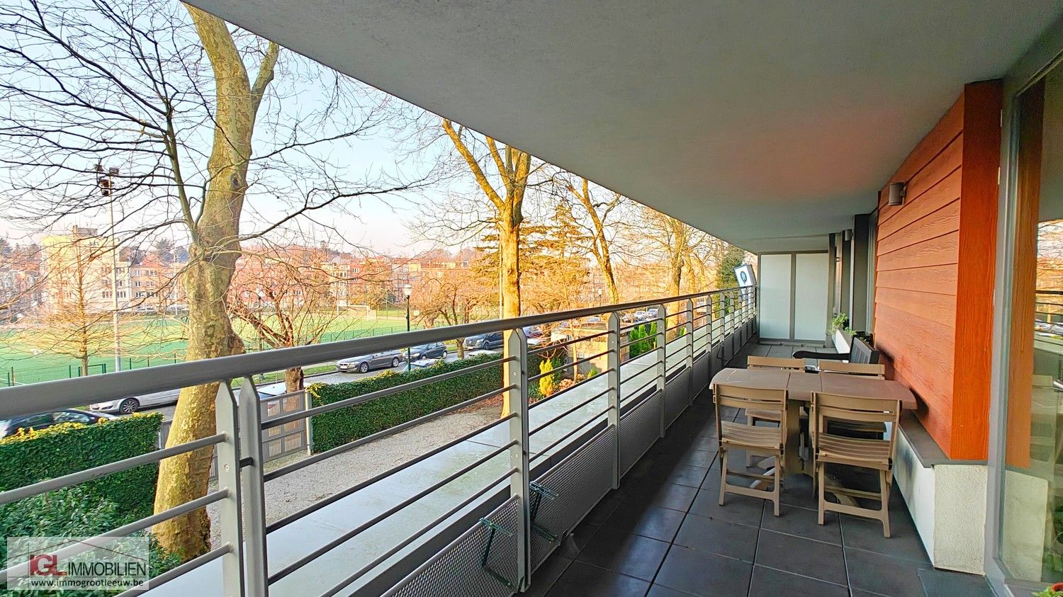 Appartement met 2 kamers, terras en garage te huur foto 12