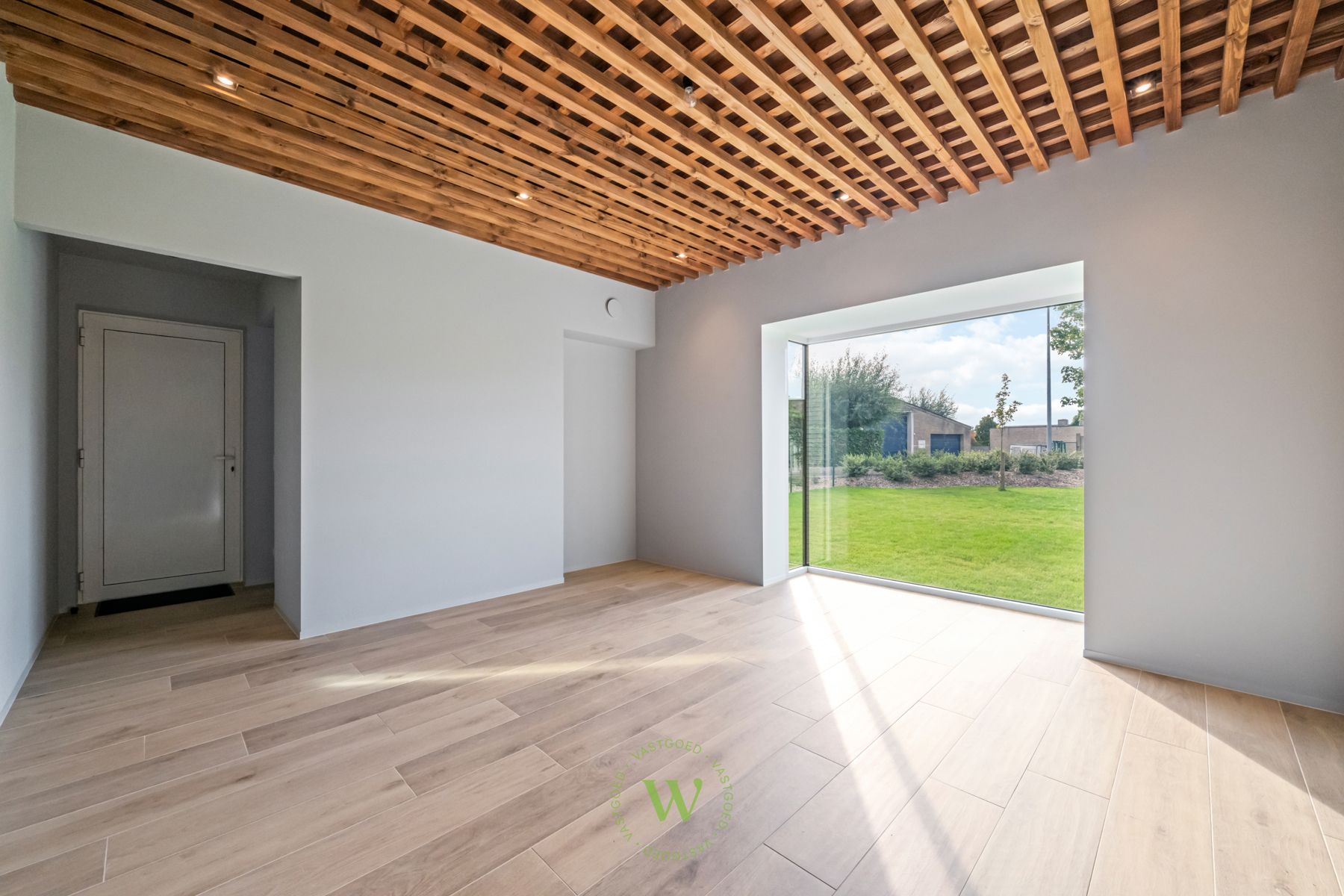 Energiezuinige, gerenoveerde woning met 3 slpks in Zwevezele foto 4