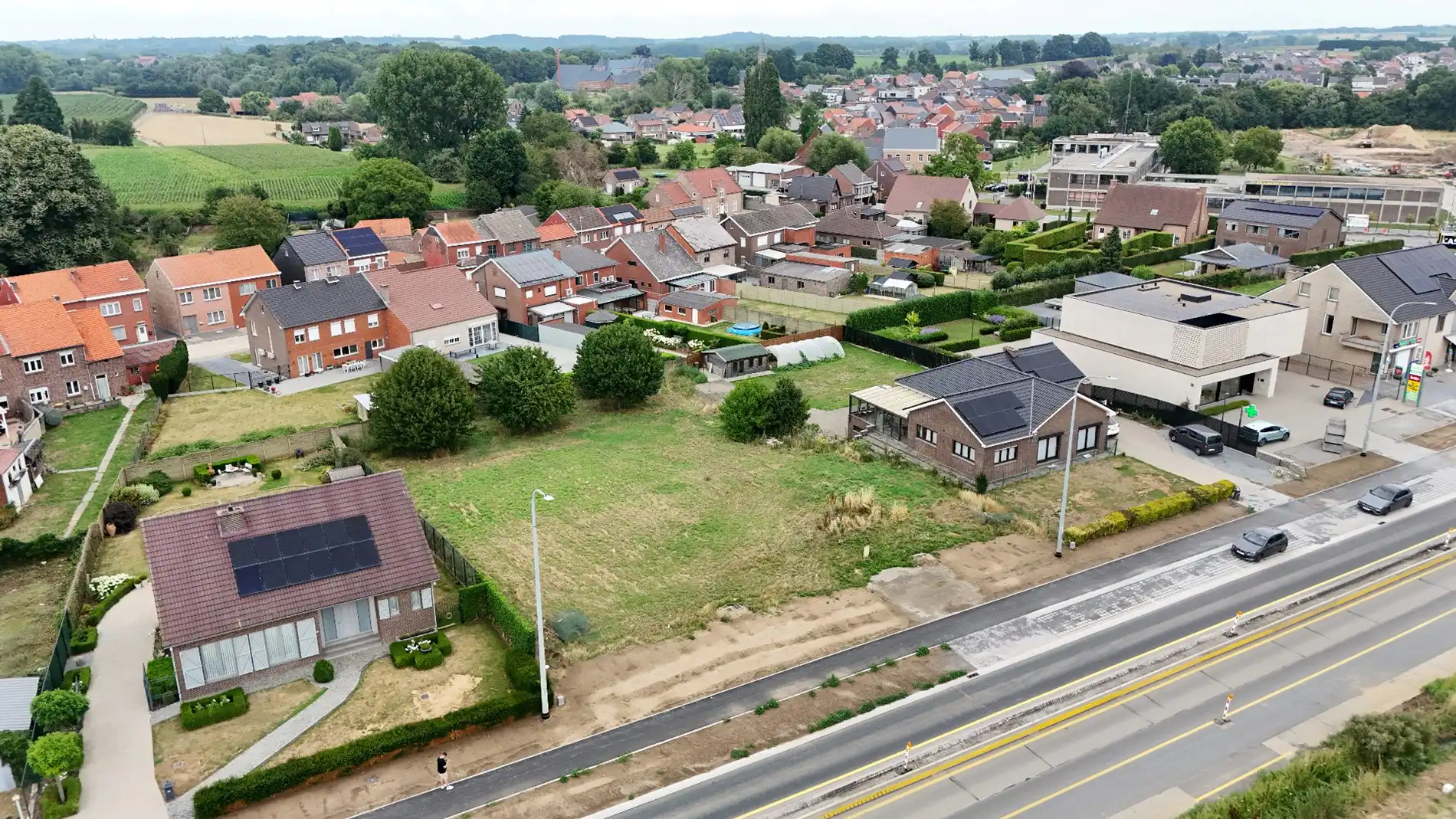 Bouwgrond voor open bebouwing centrum van Heers foto 3