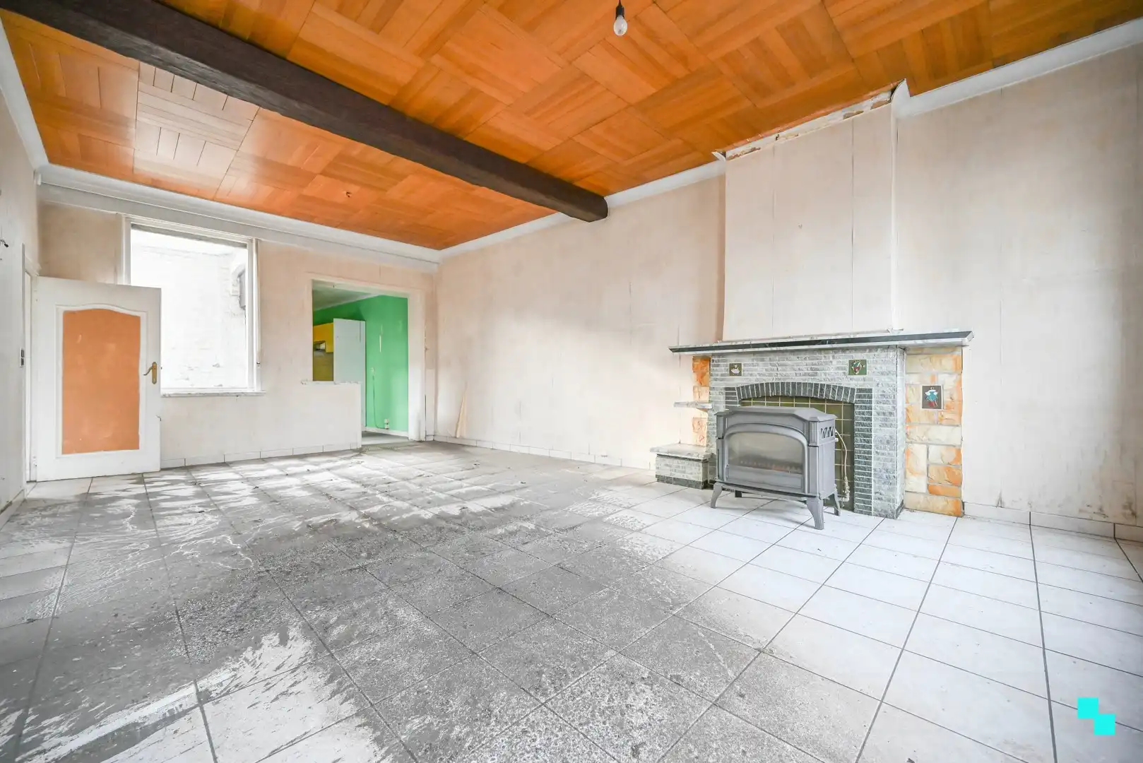 Ruime te renoveren halfopen bebouwing te Bissegem foto 4