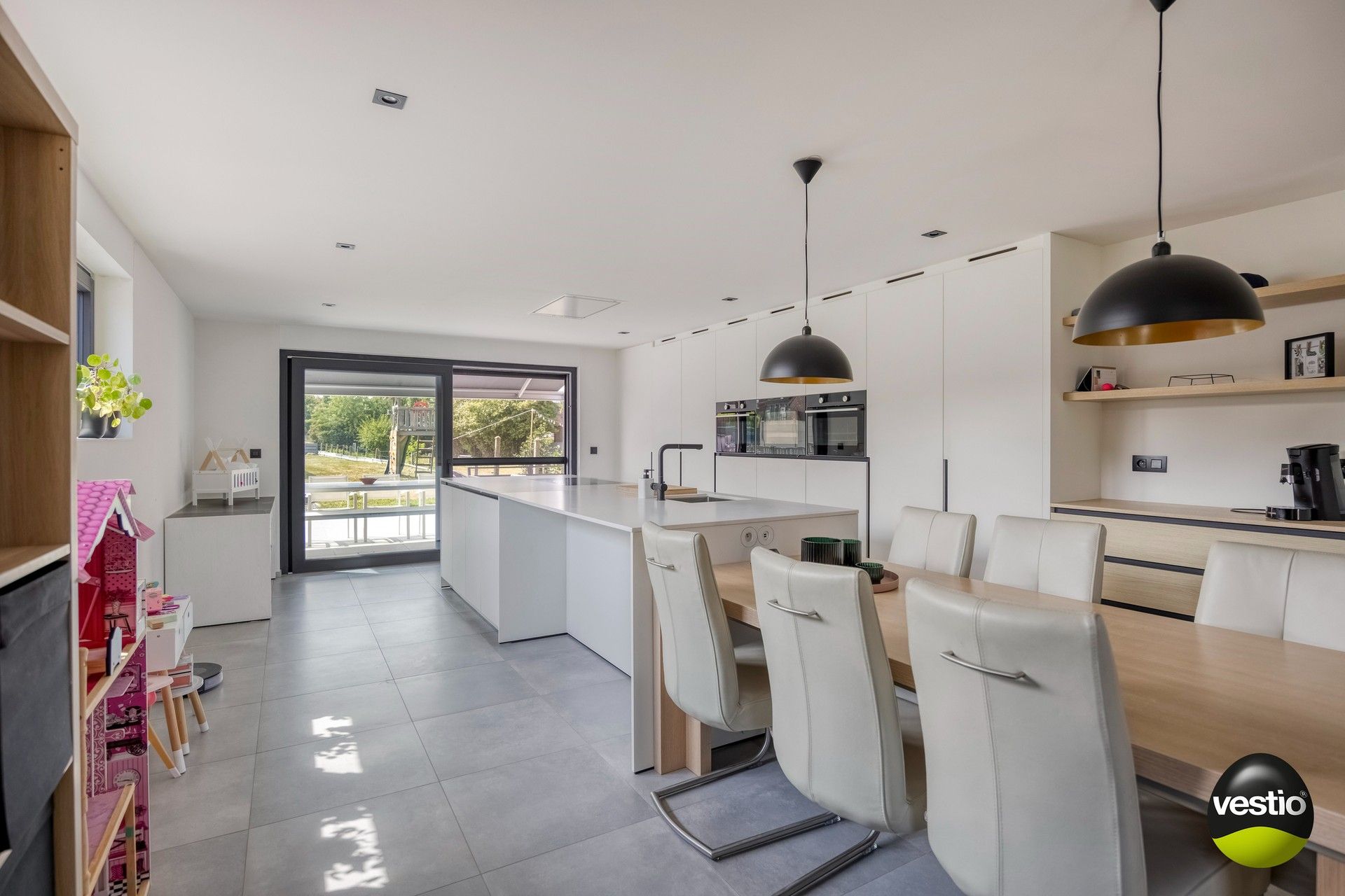 GERENOVEERDE, ENERGIEZUINIGE WONING OP RUSTIGE LOCATIE foto 10