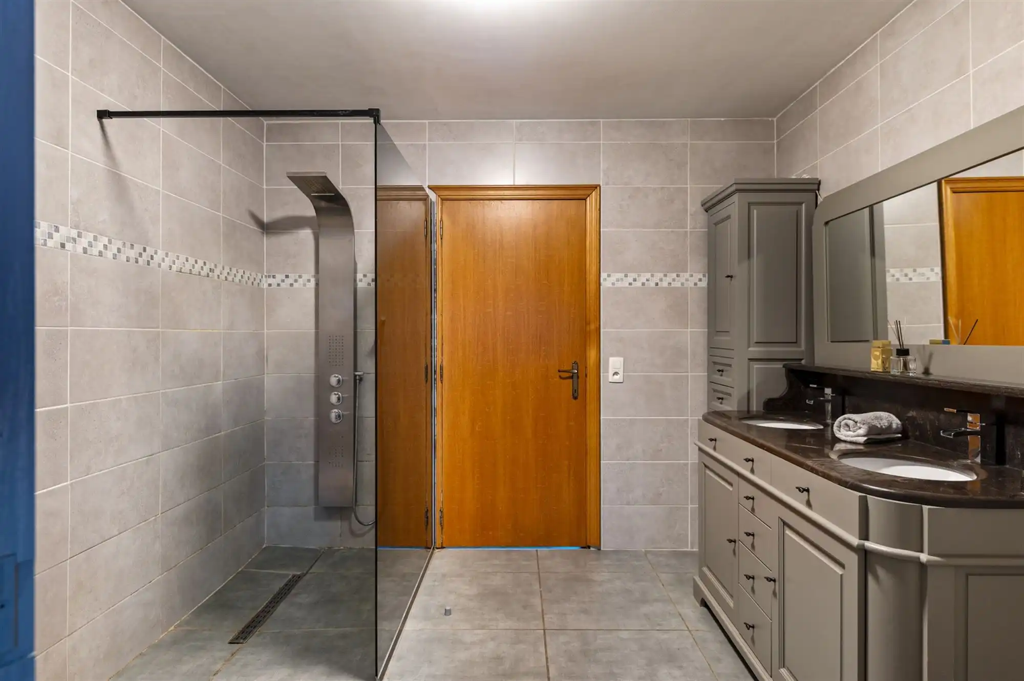 Landelijke villa met 5 slaapkamers op ca. 2.226 m2. foto 17