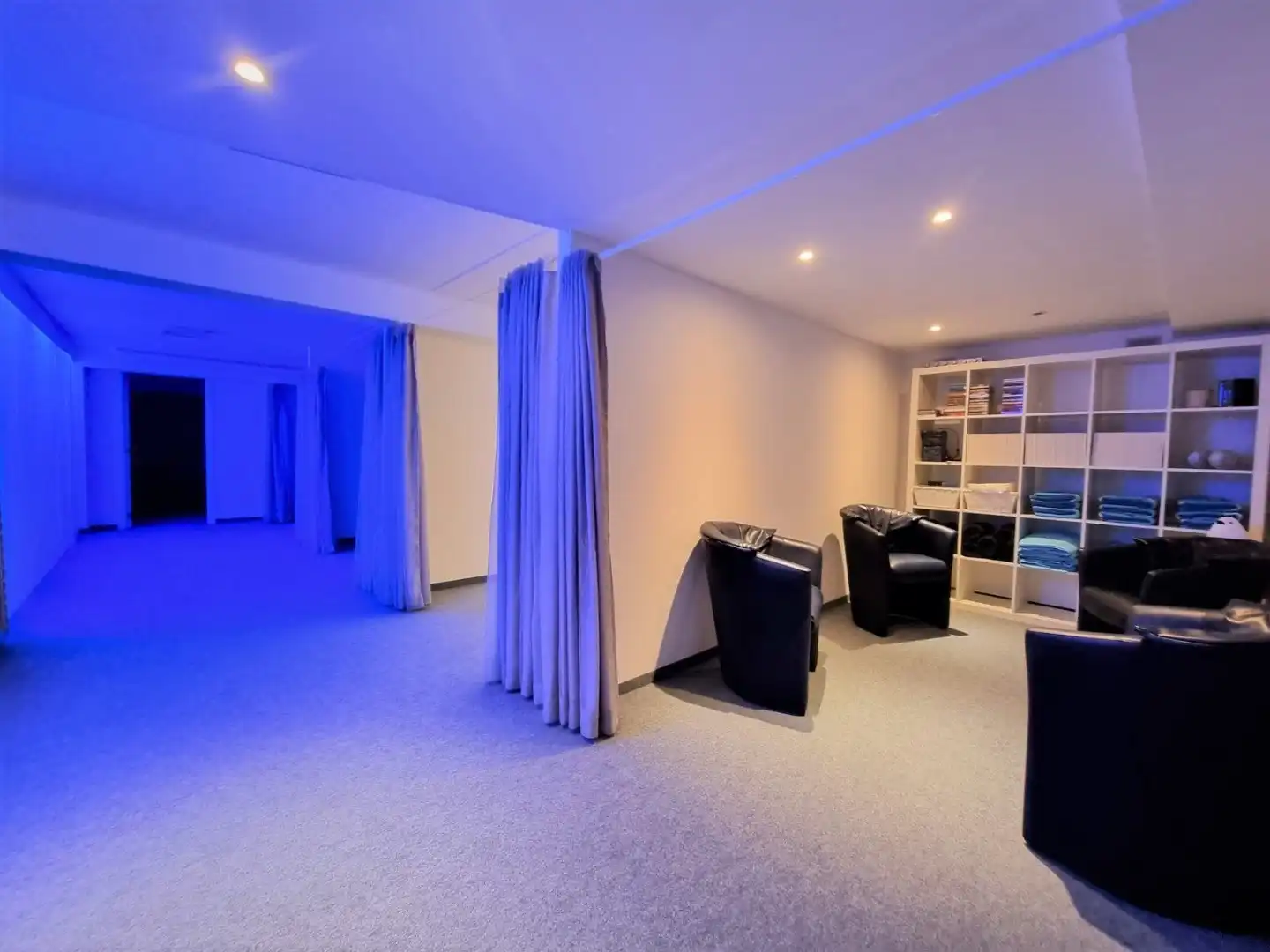 Uitzonderlijk appartement/loft op de zeedijk van Heist (271 m² bew. opp!!) foto 15