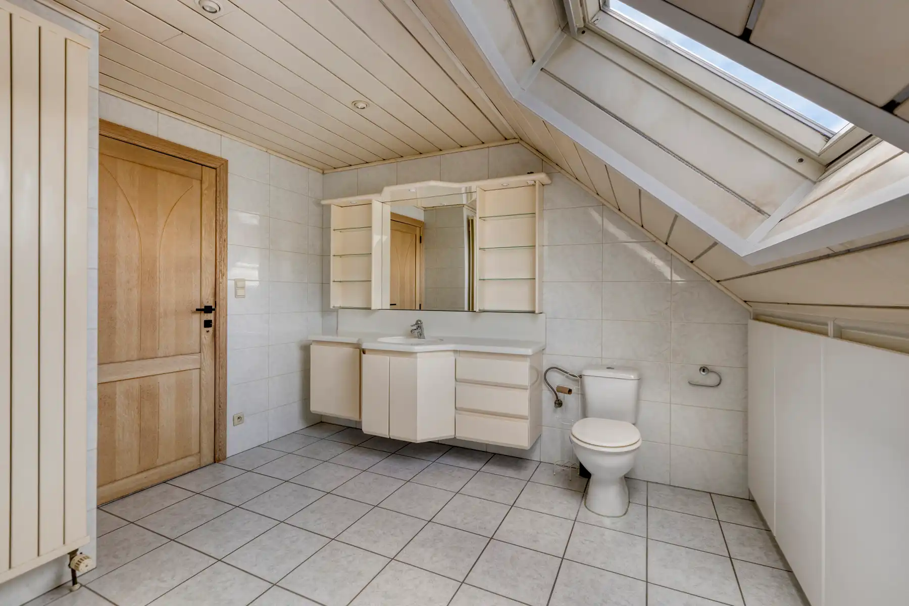 Villa met 4 slaapkamers op perceel van 14a 60ca.  foto 25