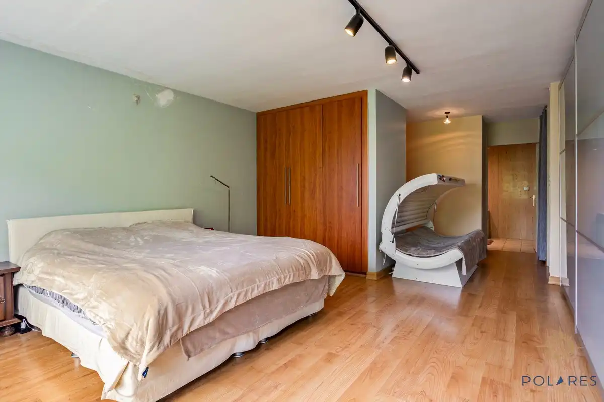 handelspand met ruime woning foto 29