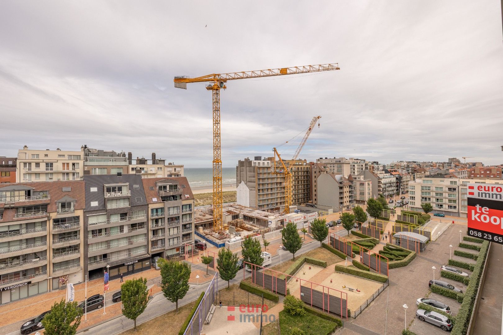 Prachtig gerenoveerd appartement in het hart van Nieuwpoort foto 15