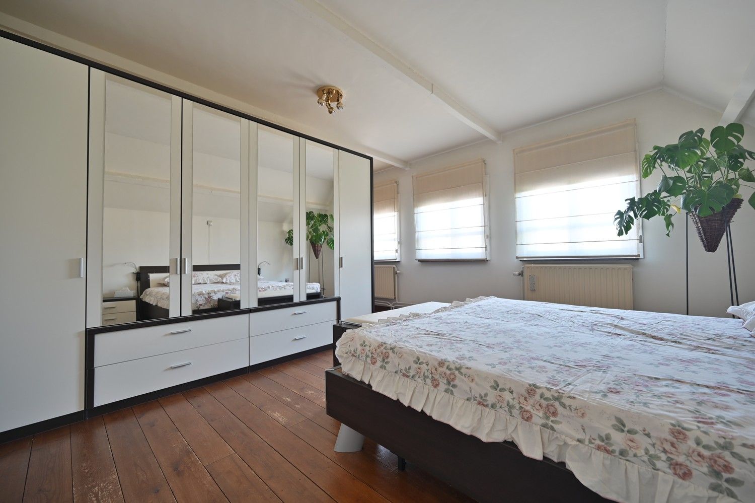 Royale woning met 5 slaapkamers en zwembad, gelegen op een perceel van 23a te Neerharen foto 25