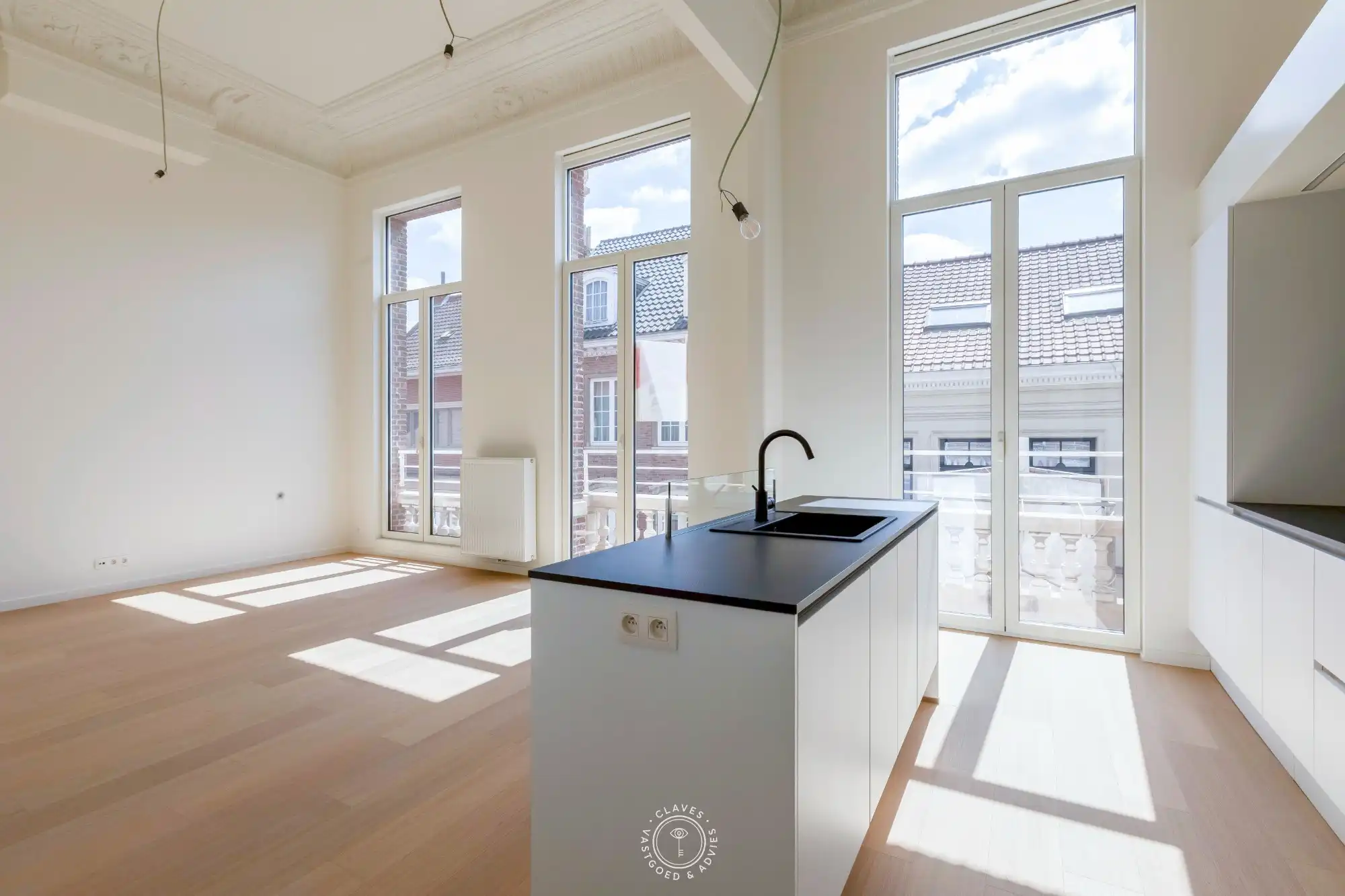 Stijlvol 2 slaapkamer appartement in een unieke, historische setting foto 4