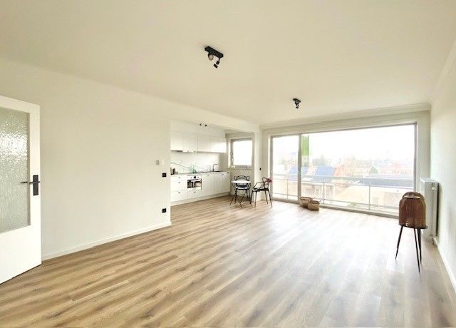 MODERN GERENOVEERD APPARTEMENT met 2 TERRASSEN - 77 m² foto 5