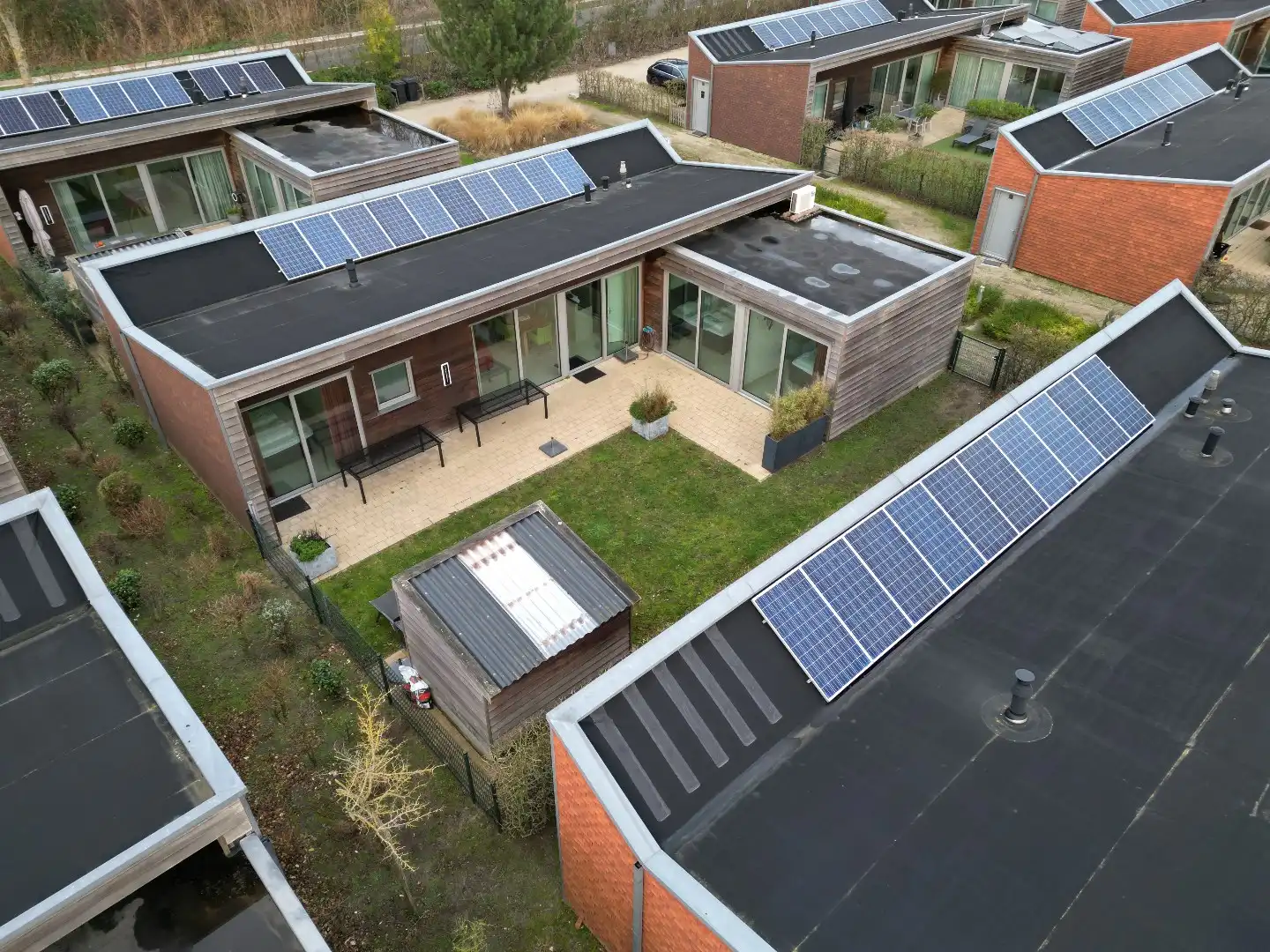 Bungalow op toplocatie in Faropark foto 22