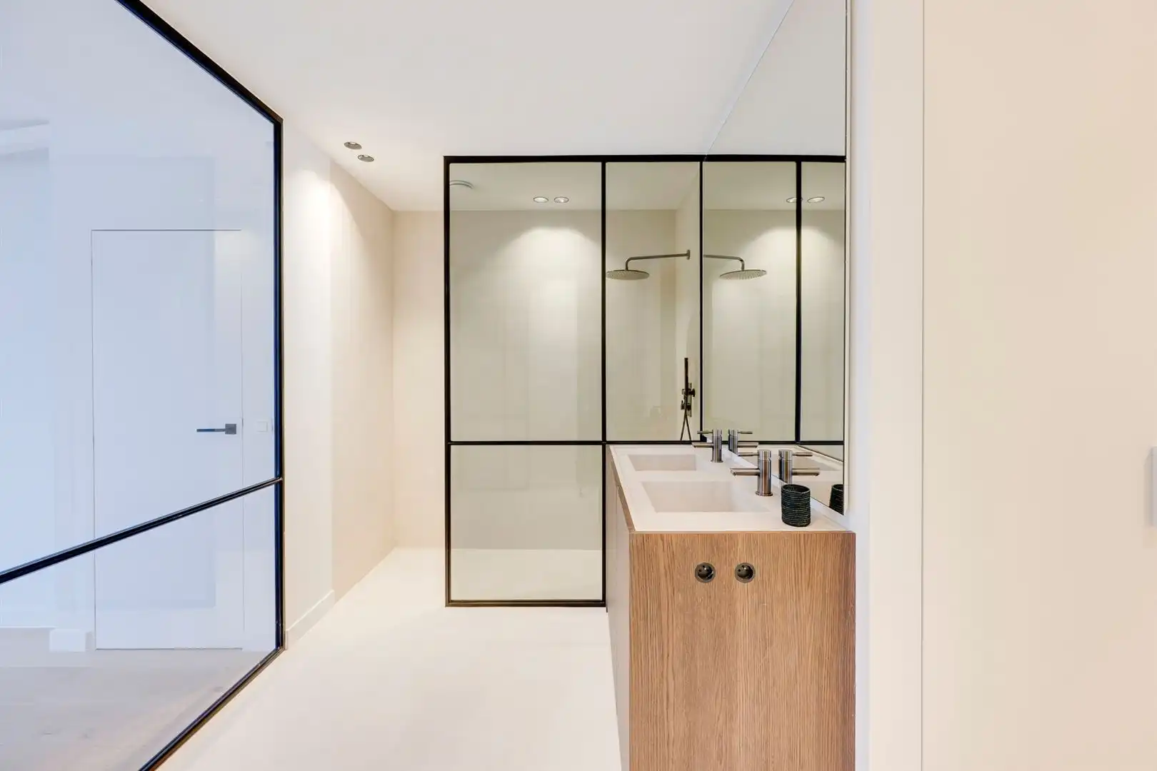 Riante en unieke loft aan het begeerde Eilandje foto 14