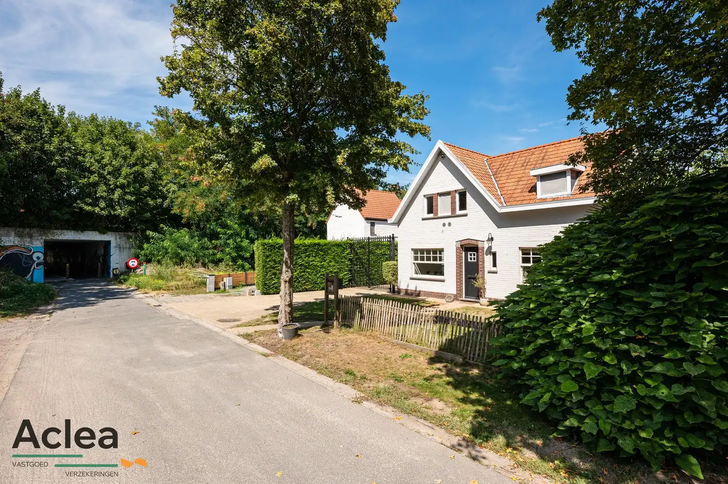 Knappe vrijstaande woning op ruim perceel foto 46