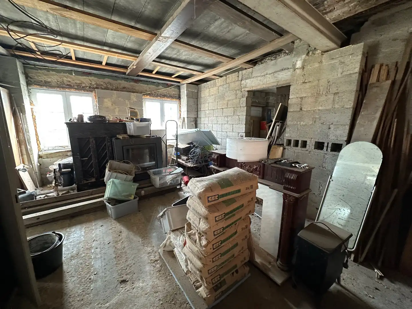 Unieke woning met enorm potentieel op perceel van 96 Are foto 21