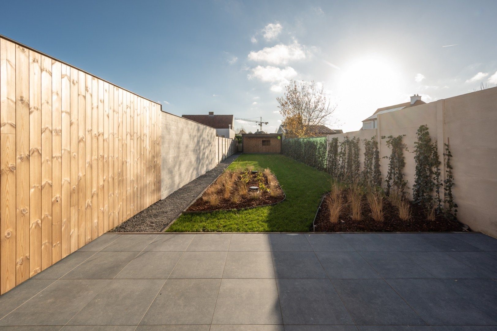Volledig gerenoveerde en energiezuinige woning met prachtige diepe tuin foto 7