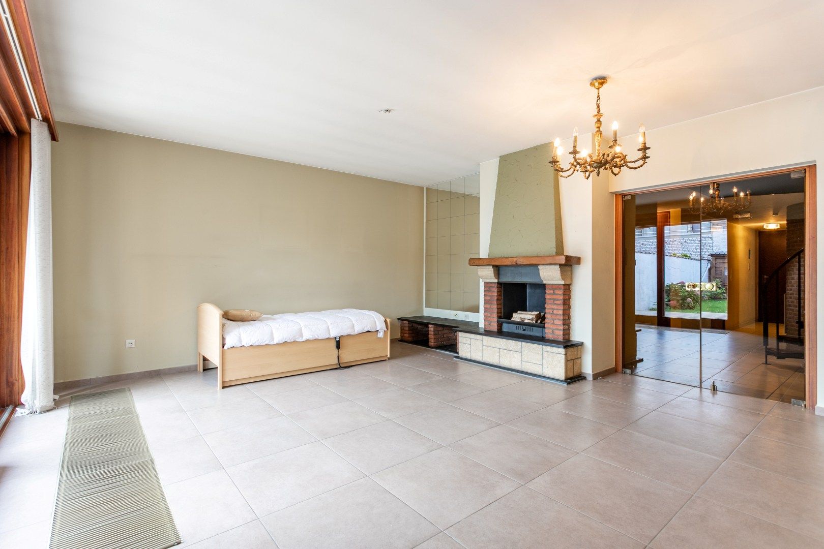 Opbrengsteigendom met twee ruime duplexappartementen  foto 4