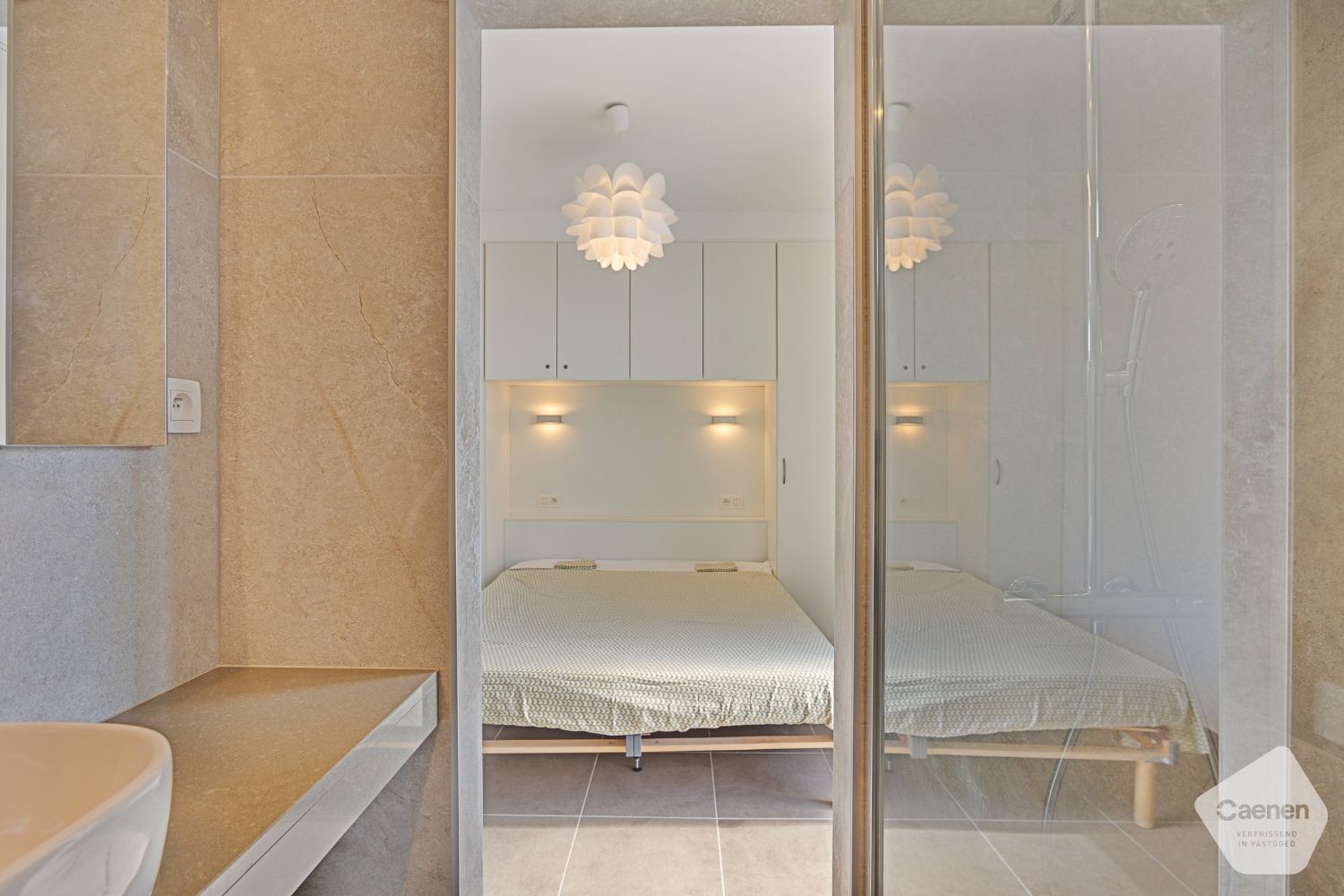 Gerenoveerde penthouse met terrassen en schitterend zeezicht! foto 6