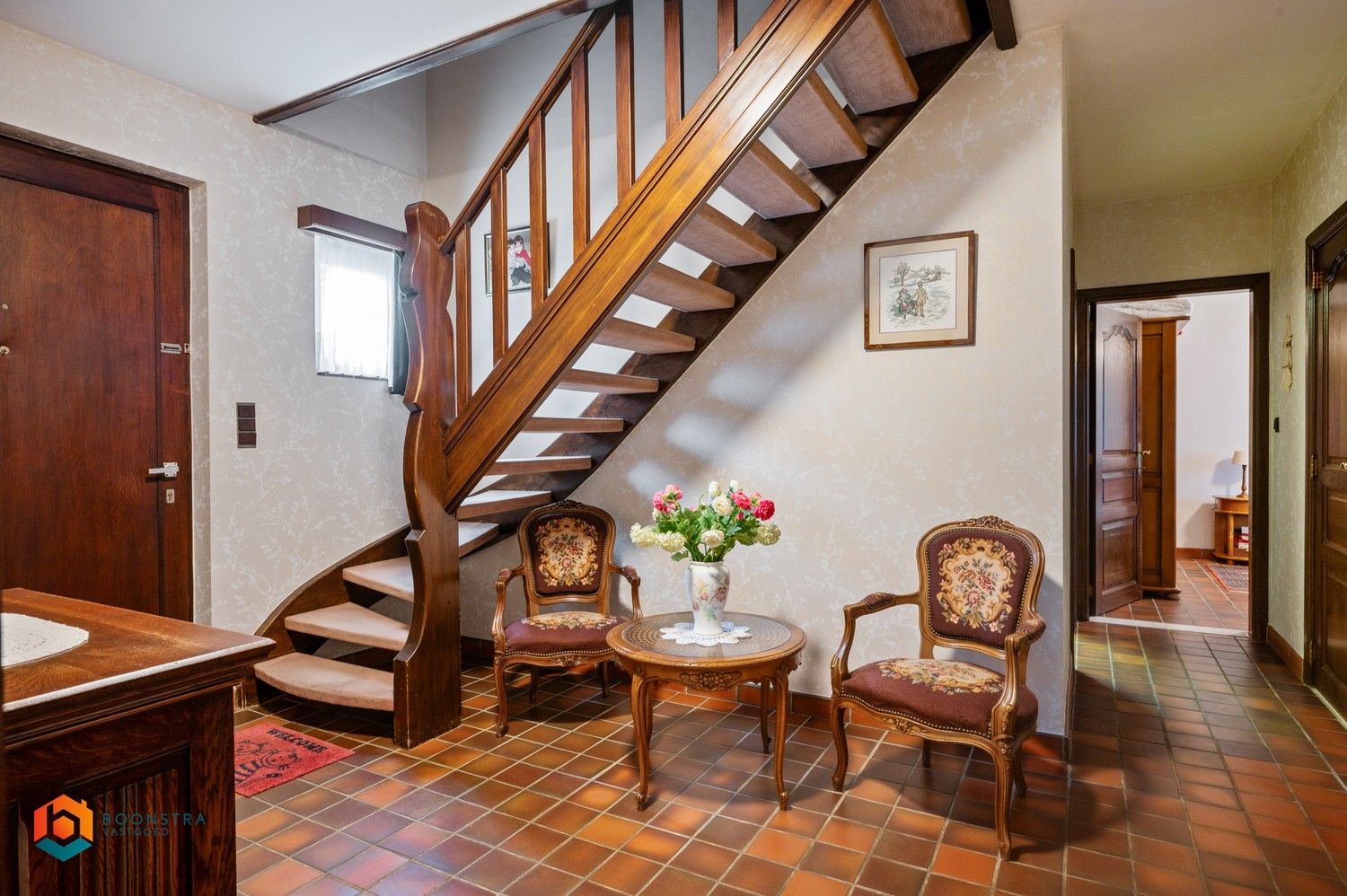 Te renoveren woning met 4 slpkrs en magazijn van 360m² op ruim perceel van 5730m² foto 15