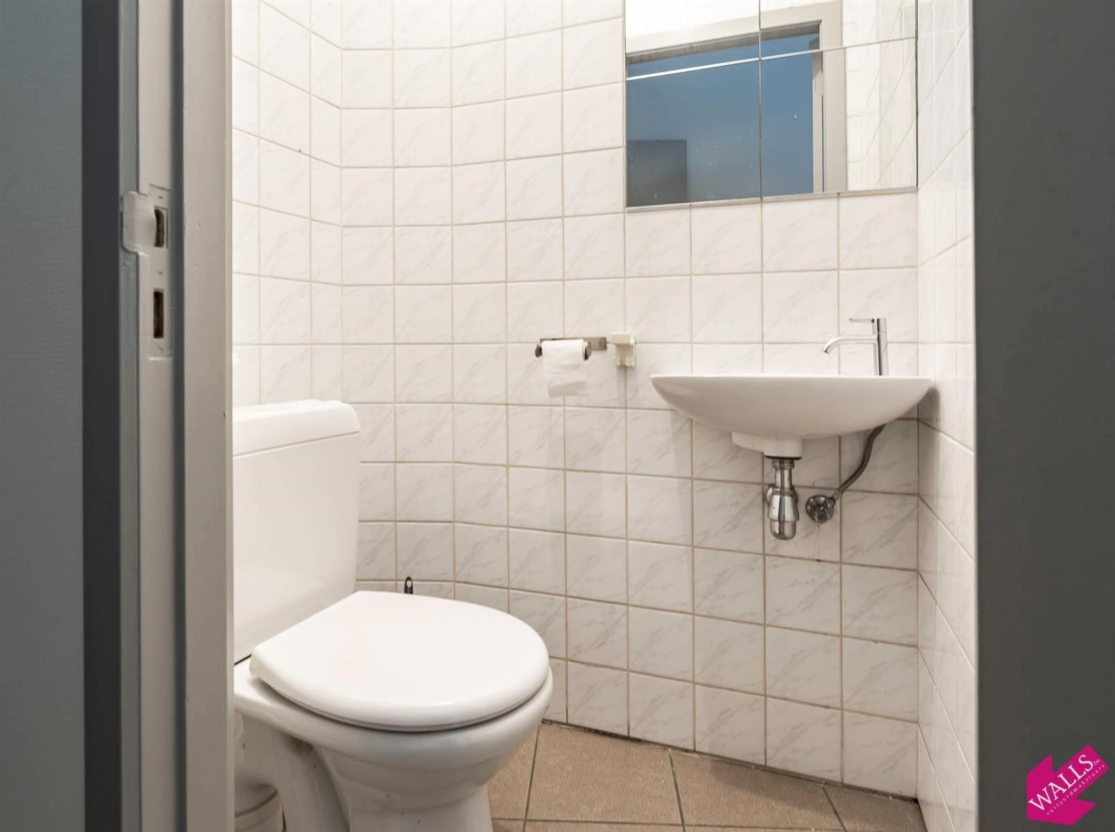 Lichtrijk en gerenoveerd hoekappartement aan Mechelsplein foto 11