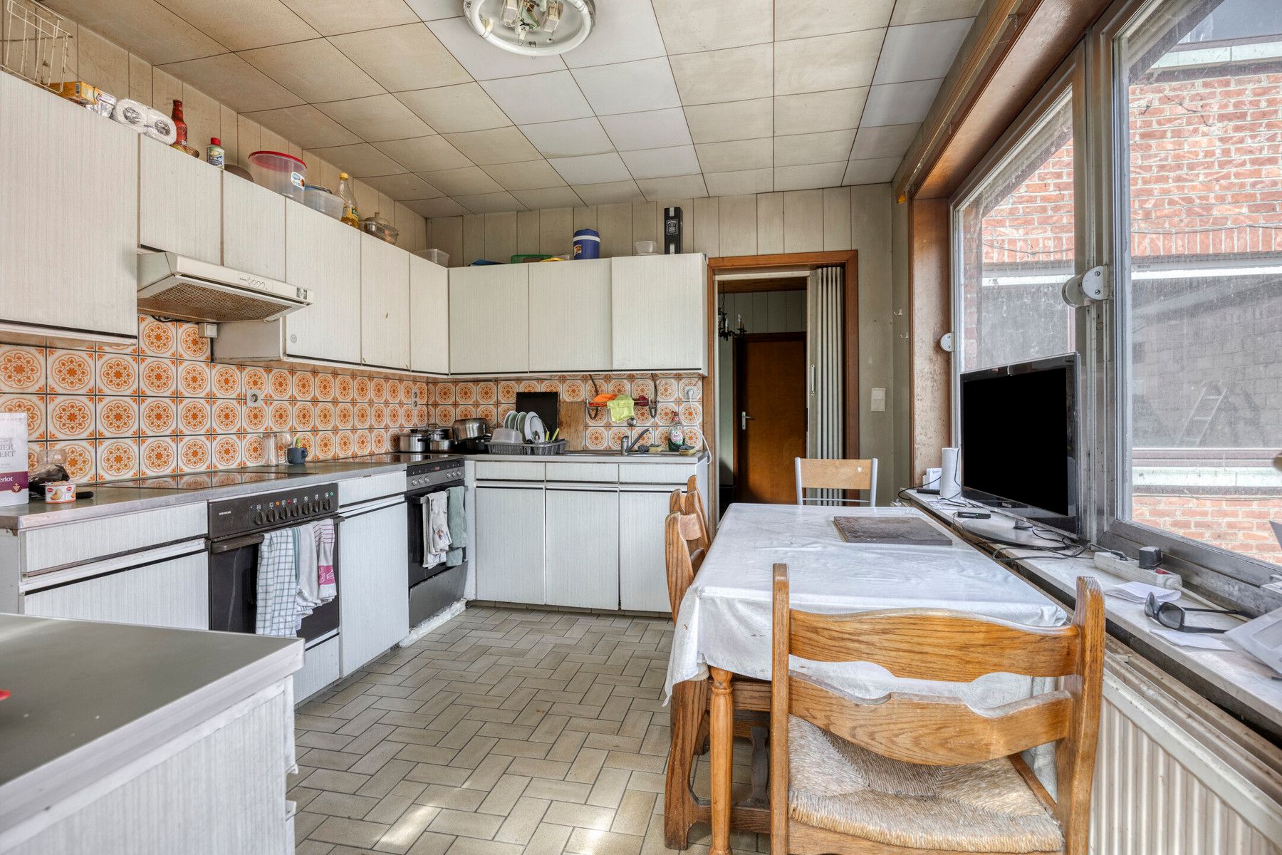 TOTAALRENOVATIE aan ingang Heverlee bos. foto 5