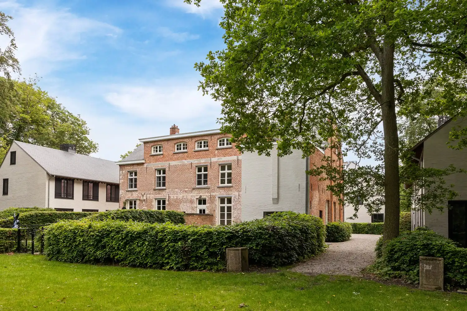 Karaktervolle pastorijwoning in een uniek, privatief woondomein met weelderige parktuin foto 29