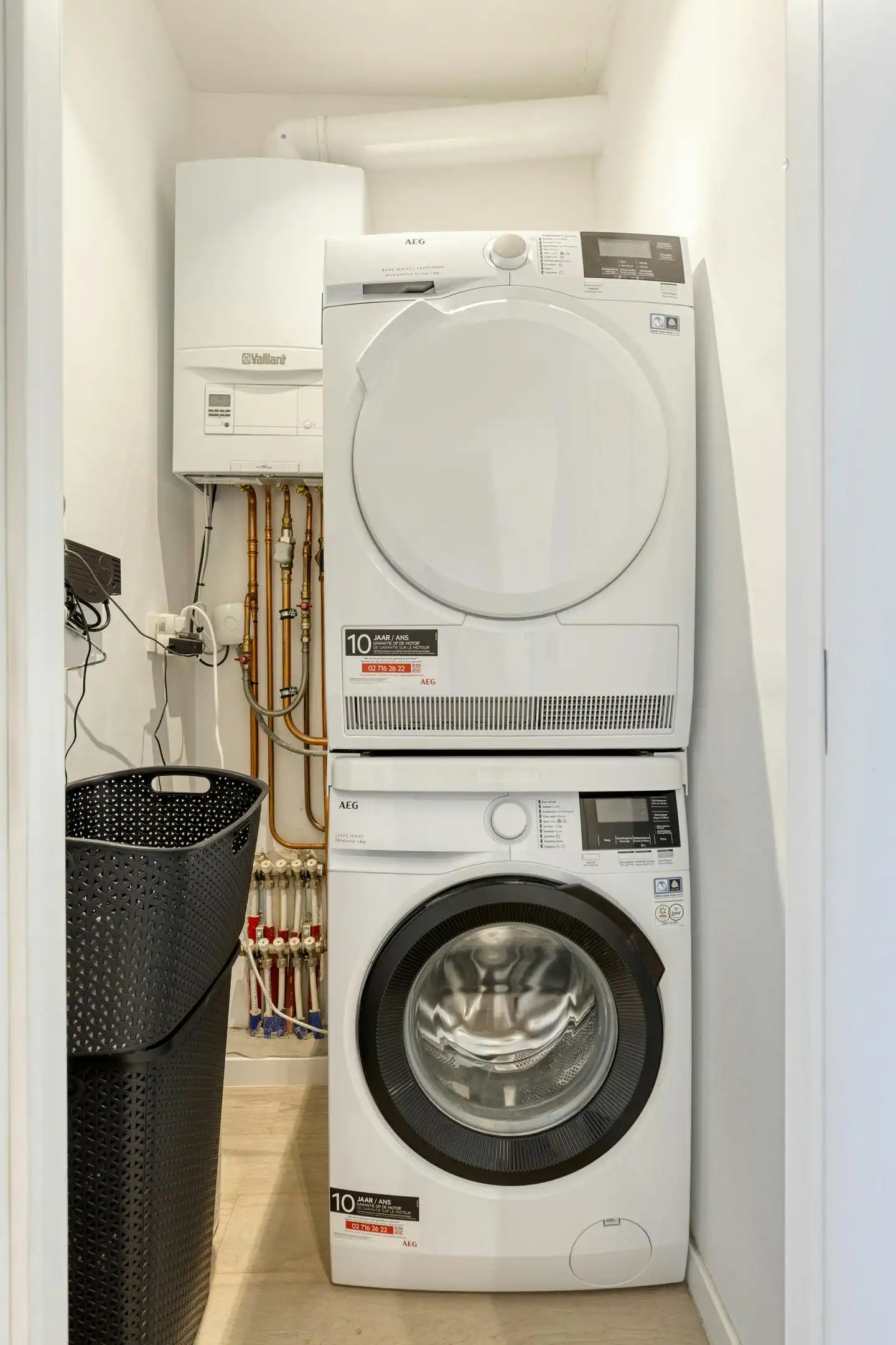 Prachtig appartement met garage en terras te koop in Merksem foto 11