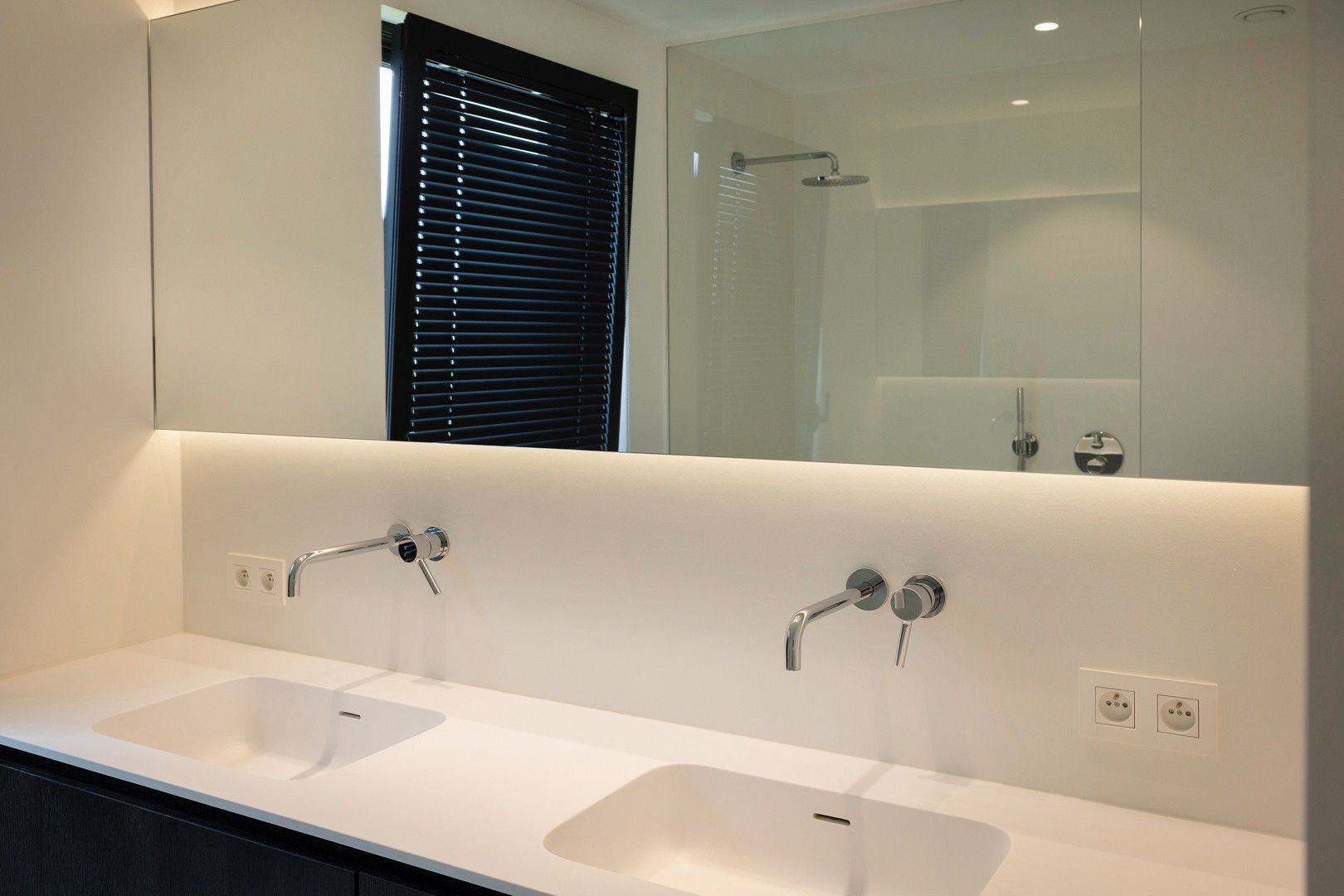 Ruime, stijlvolle villa met poolhouse en zwembad. foto 16