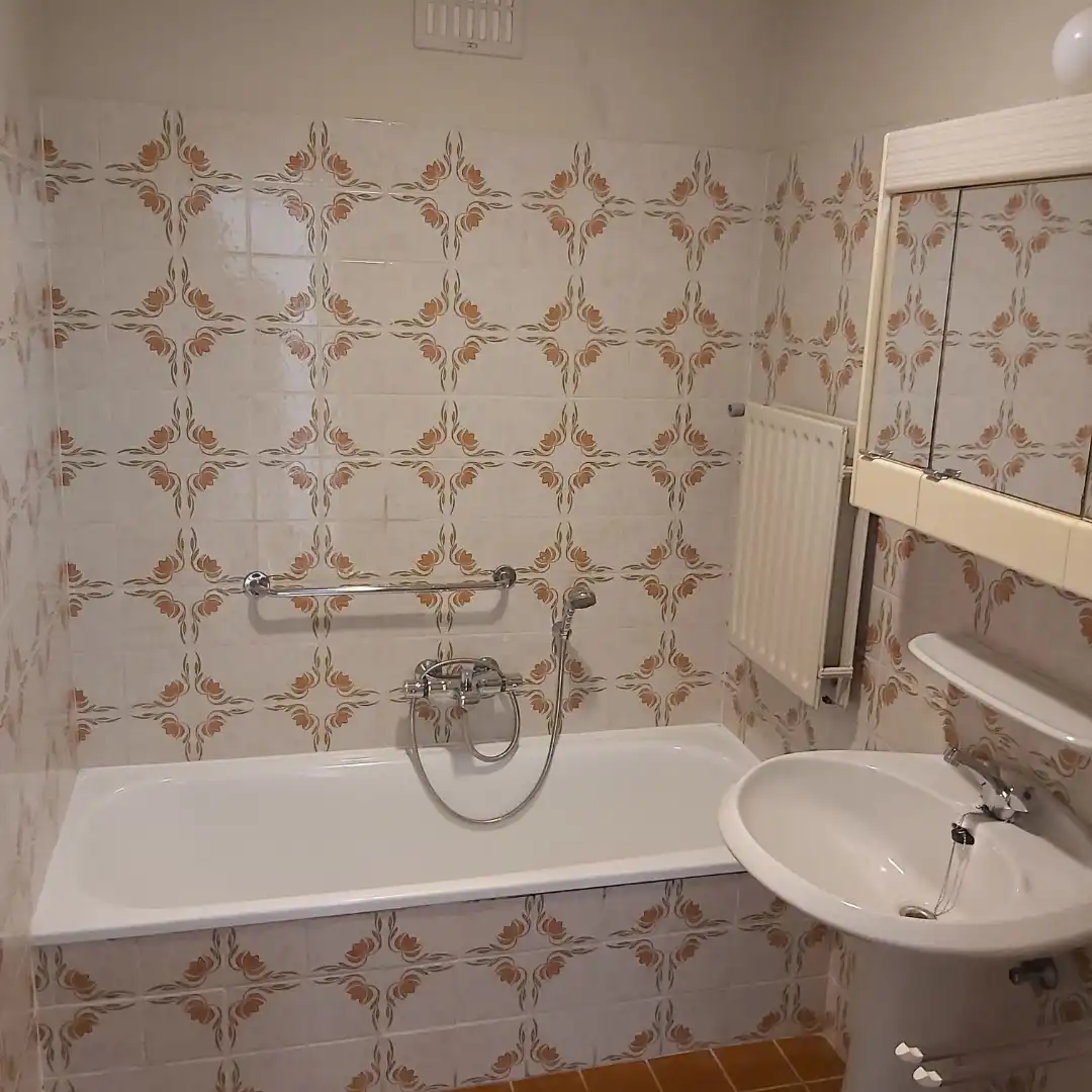 Appartement met 2 slaapkamers in het centrum van Izegem. Garage inbegrepen foto 7