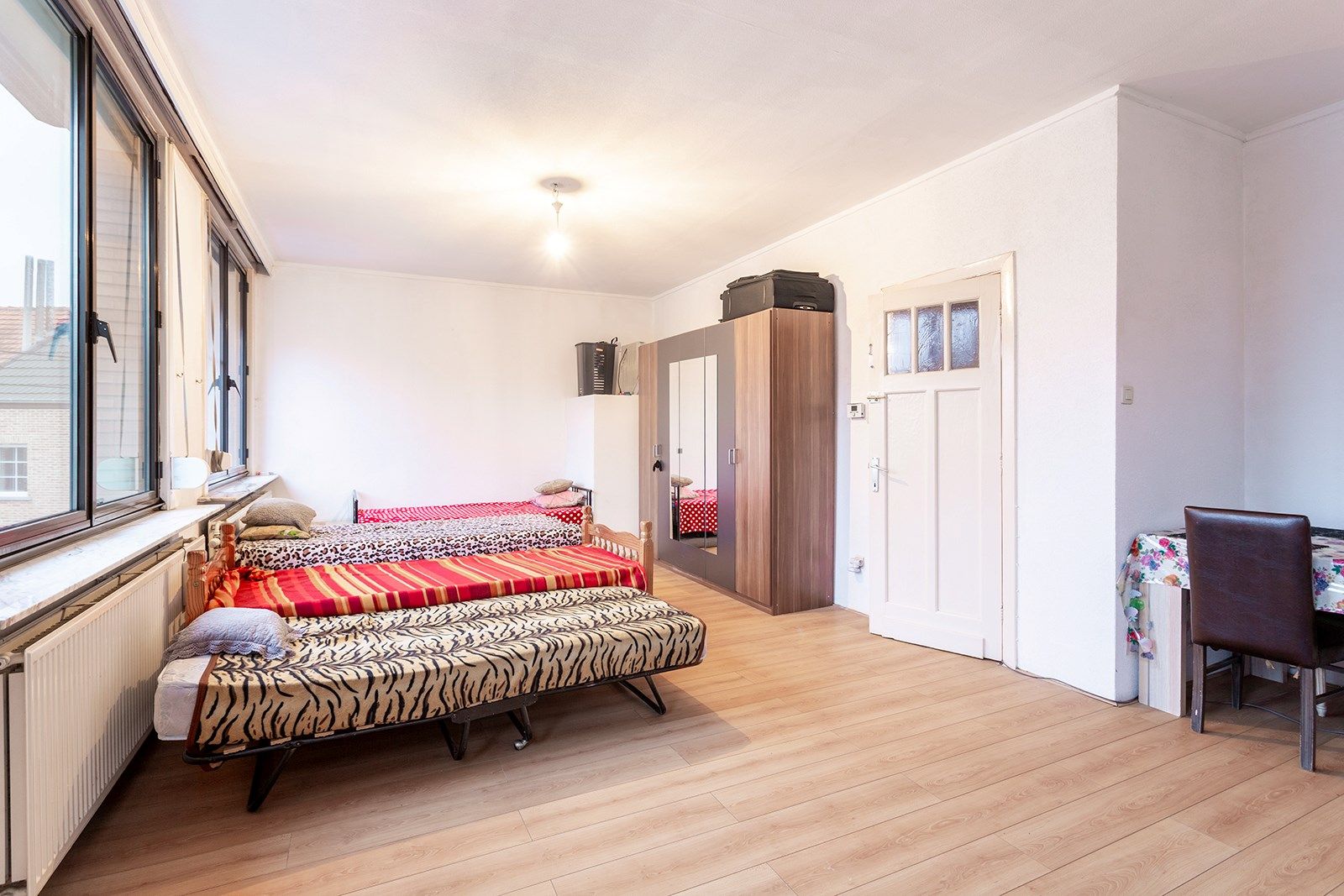 Handelspand met duplex appartement en garage op toplocatie foto 18