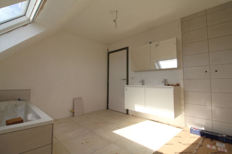 Zeer energiezuinige nieuwbouwwoning te Roeselare foto 10