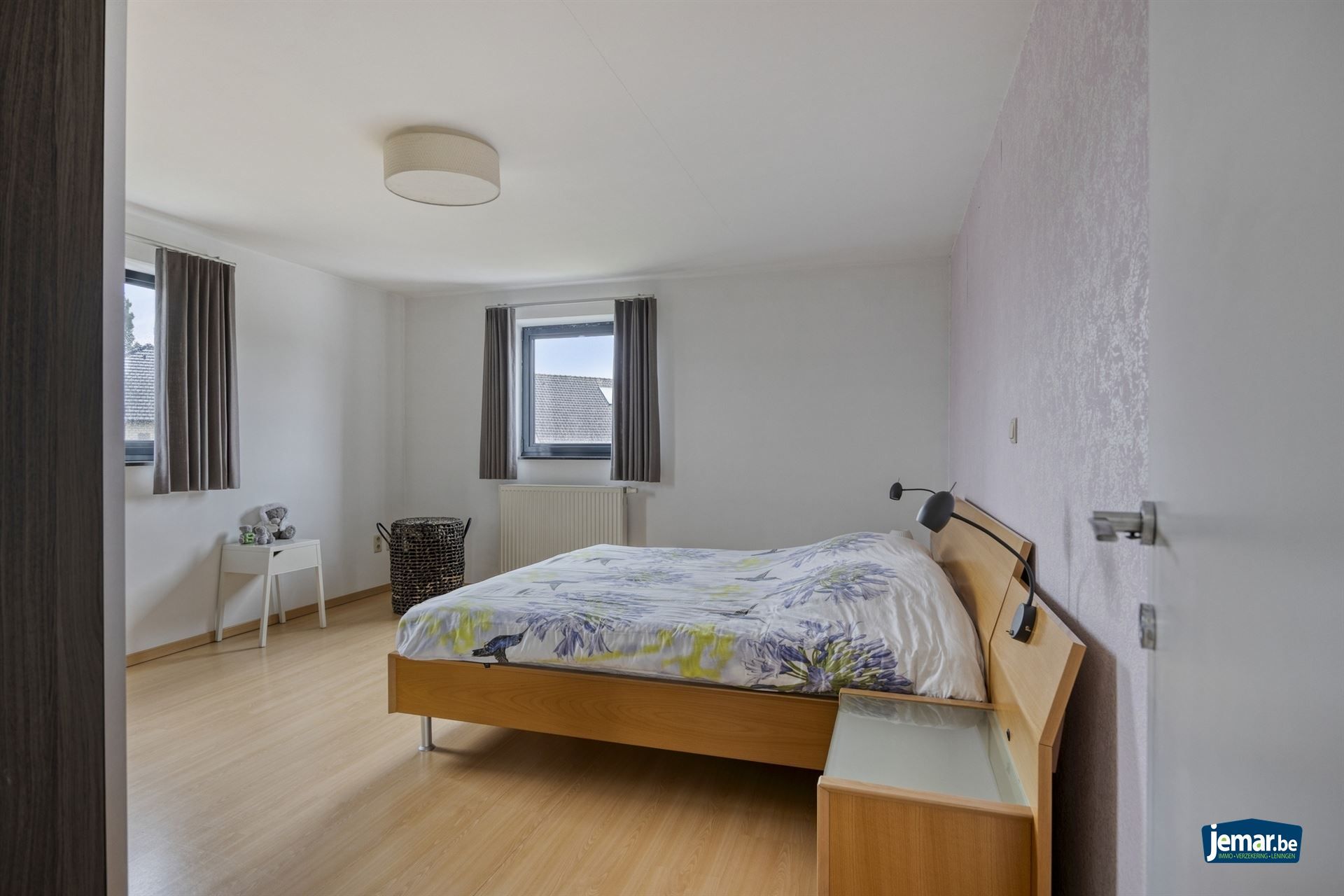Ruime gezinswoning met 4 slaapkamers en 2 badkamers foto 26
