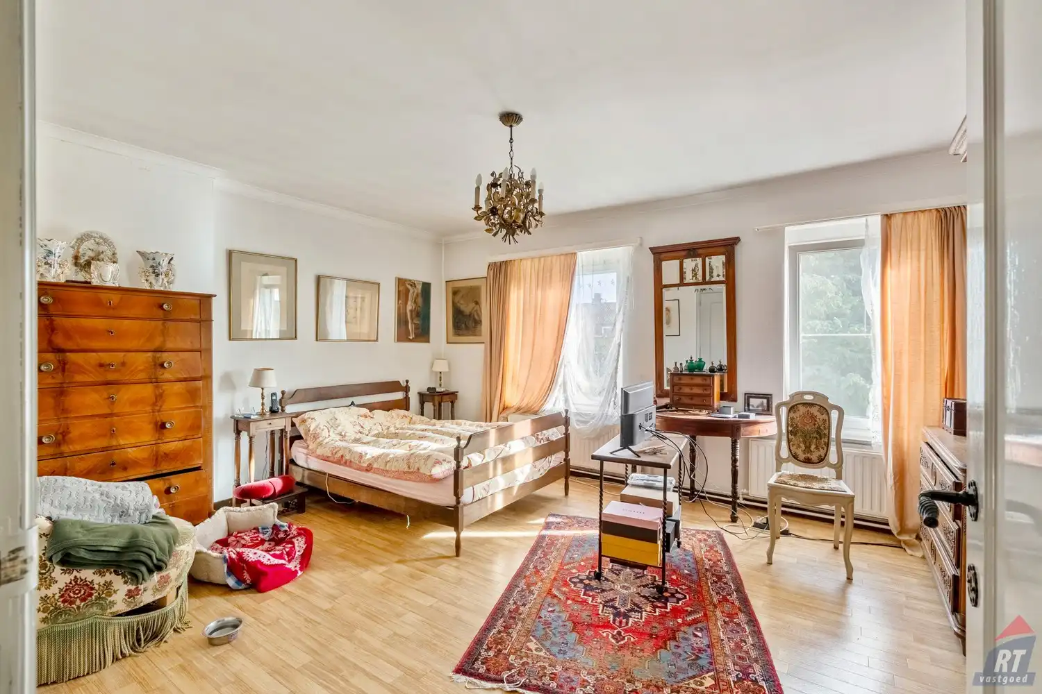 Ruime halfopen woning met potentieel, gunstig gelegen nabij centrum Sint-Truiden foto 13