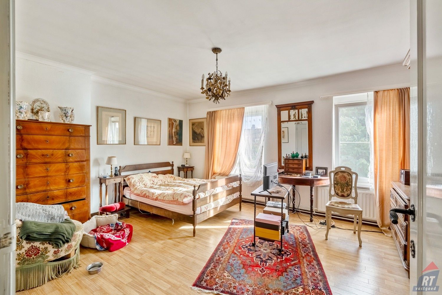 Ruime halfopen woning met potentieel, gunstig gelegen nabij centrum Sint-Truiden foto 13