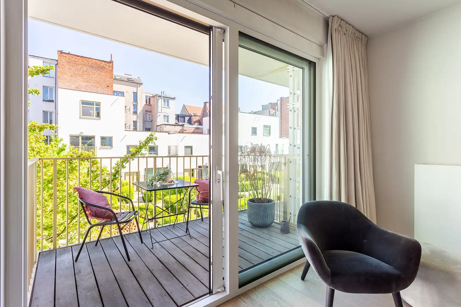 Uitzonderlijk rustig wonen in de bruisende theaterwijk foto 7