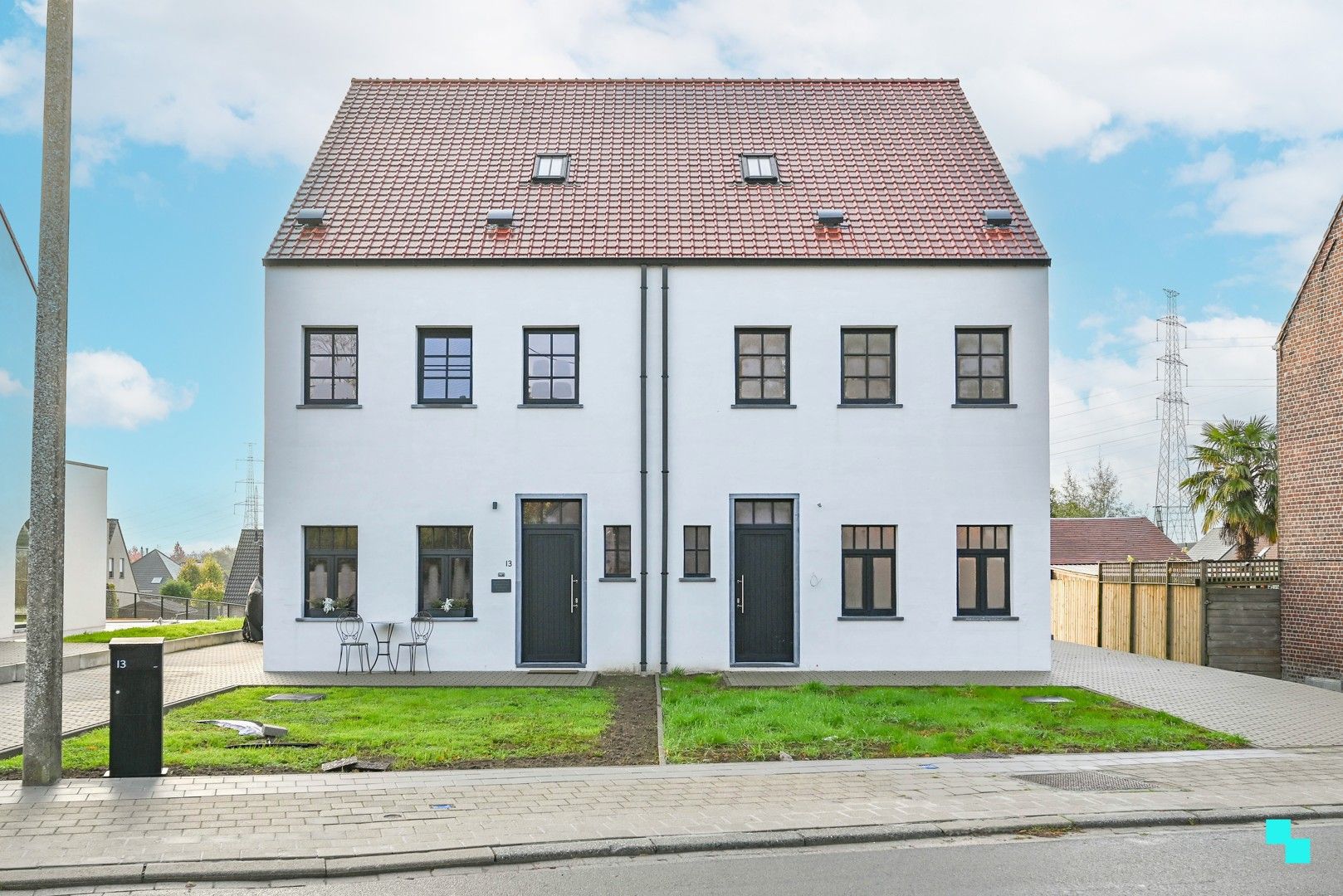 Ruime halfopen bebouwing in Zwevegem foto 29