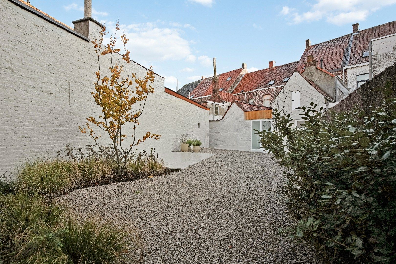 Grote woning, voorzien van vier kamers, twee badkamers, een uitweg,... foto 17