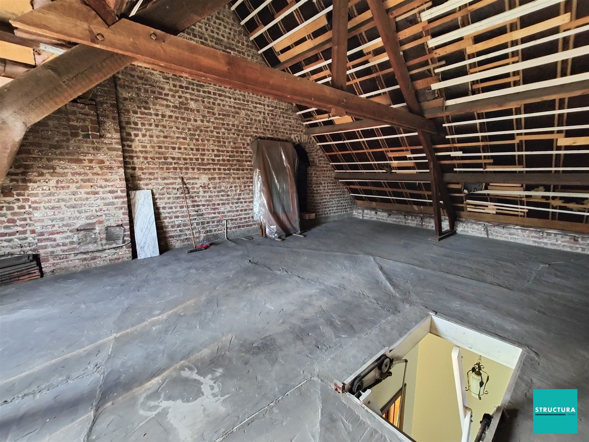 Verzorgde woning met potentieel foto 21