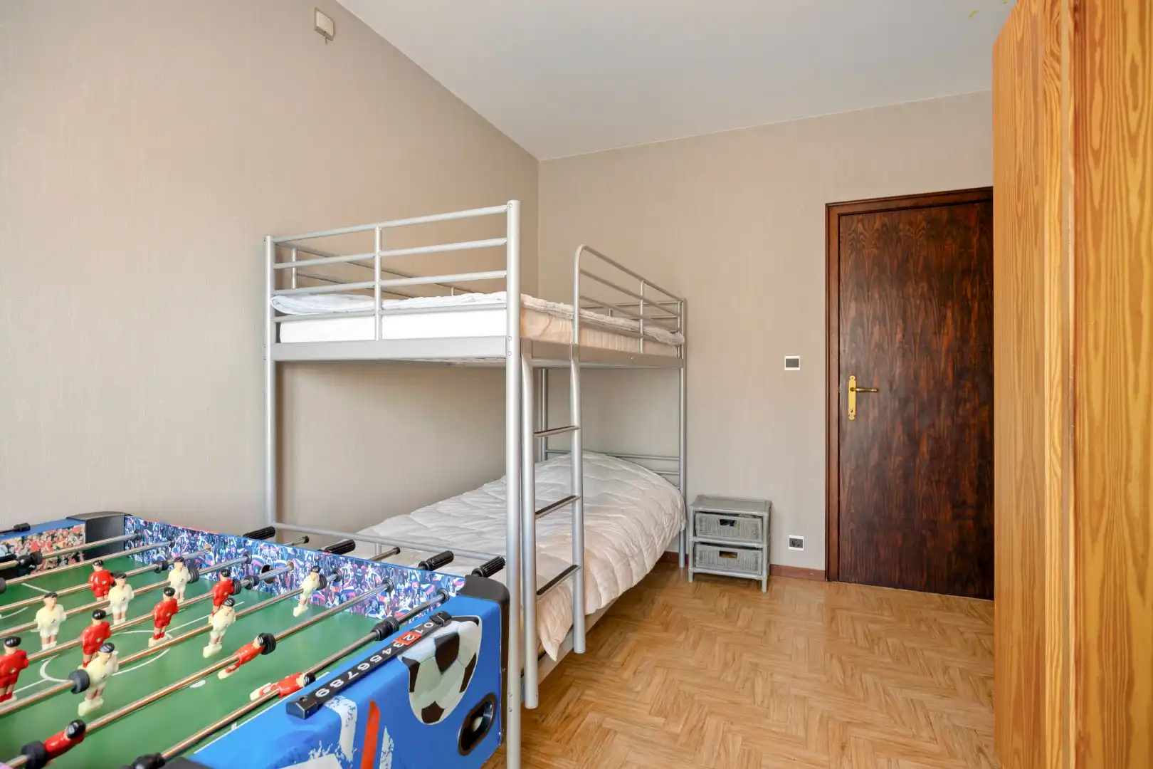 Gelijkvloerse woning met 3 slpks, rustig gelegen op 868 m² ! foto 18