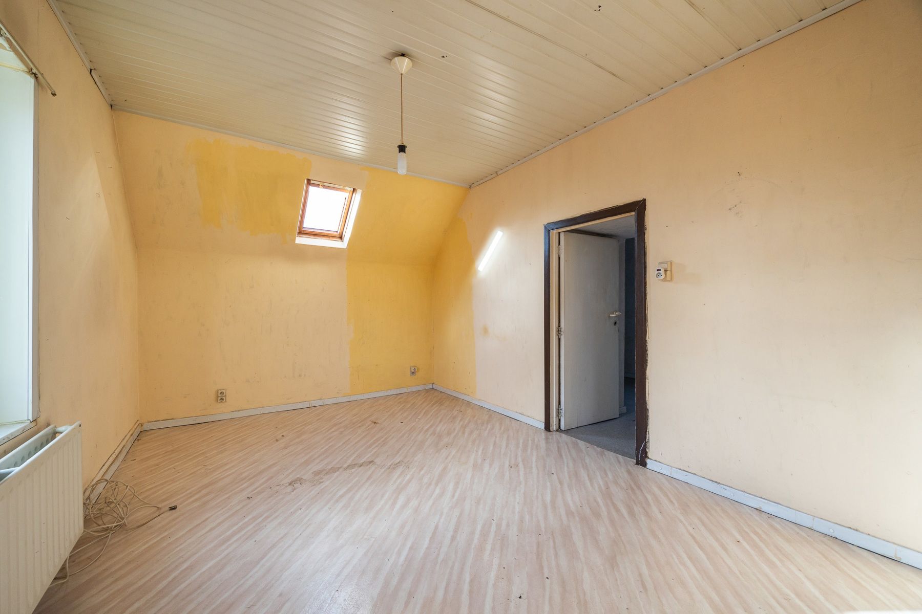 Ruime gezinswoning met 4 slaapkamers in Vosselaar! foto 37