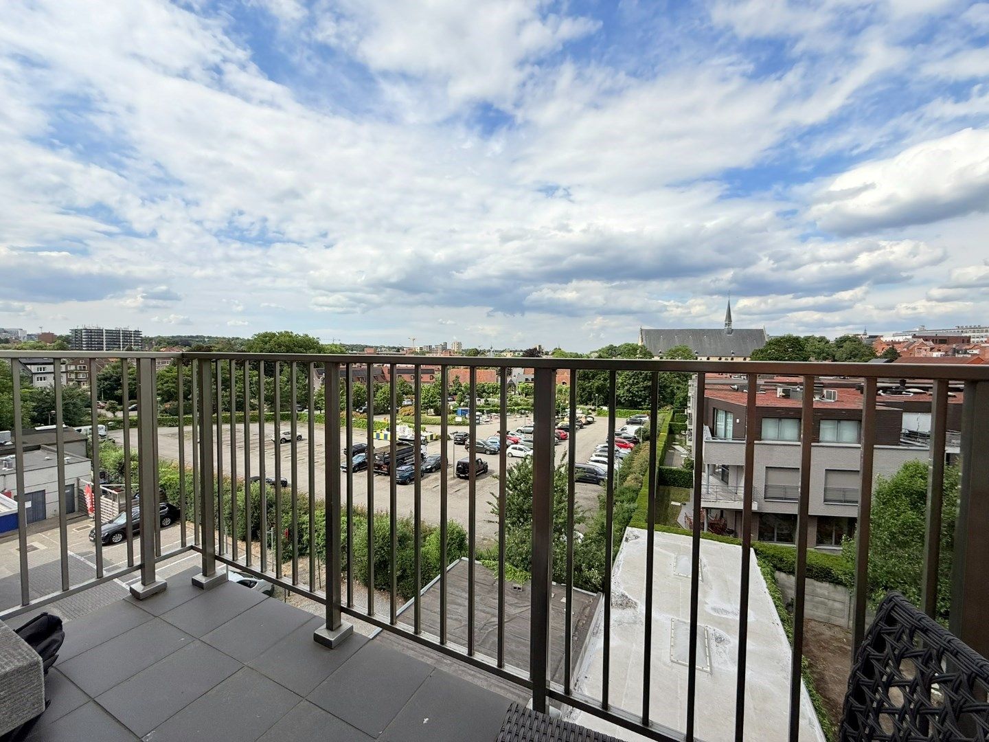 Lichtrijk appartement op de hoogste verdieping met twee slaapkamers foto 10