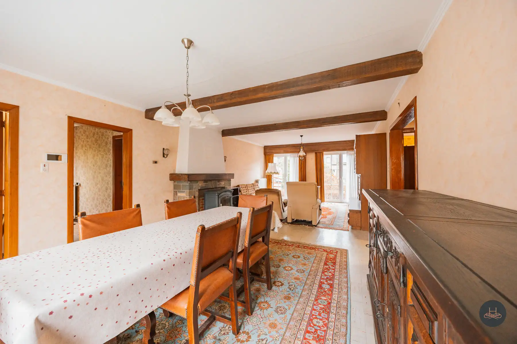 Charmante te renoveren open bebouwing op een royaal perceel foto 3