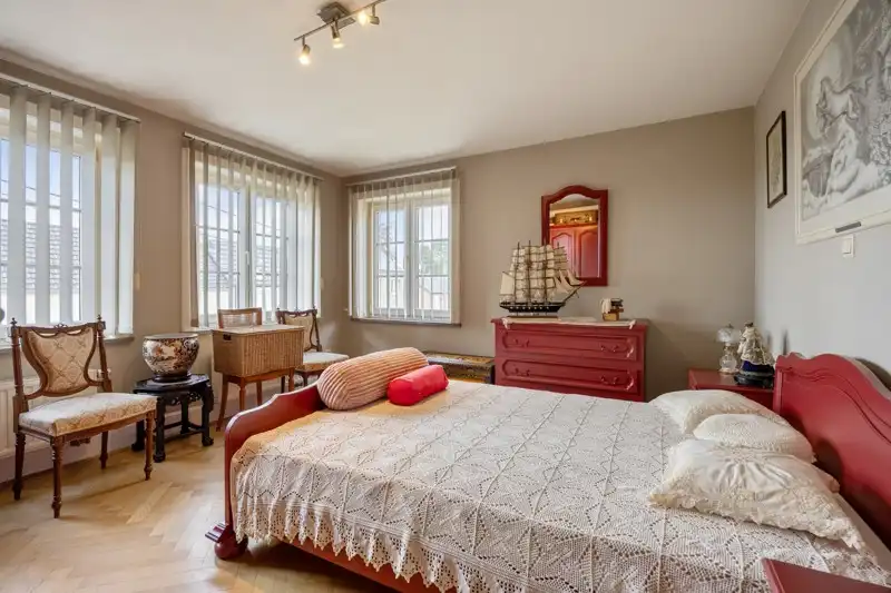 Luxueuze, halfopen bebouwing met 3 slaapkamers, inpandige garage en een prachtige tuin foto 32