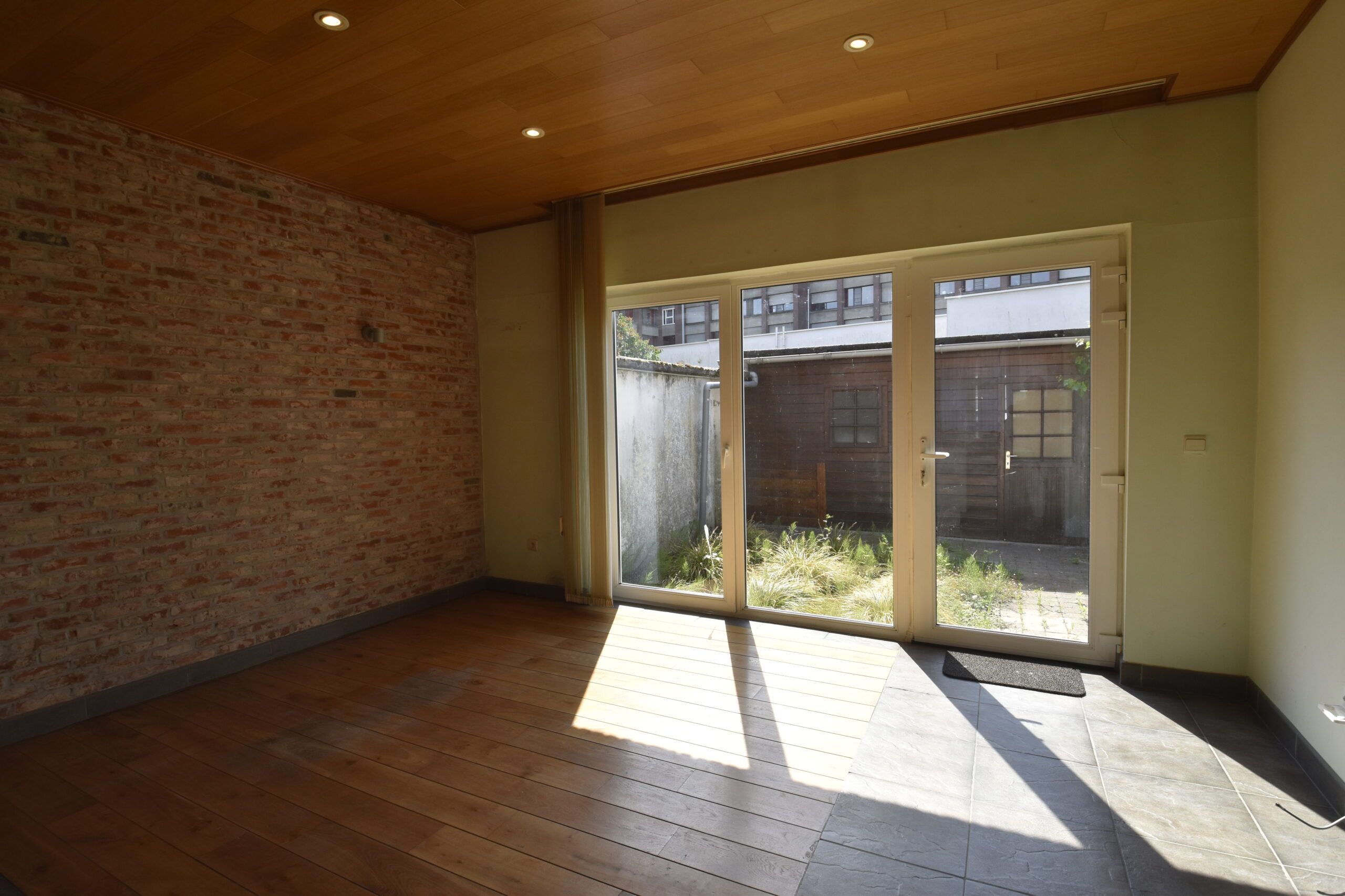 Gezellige woning met stadstuin op toplocatie in Temse foto 8