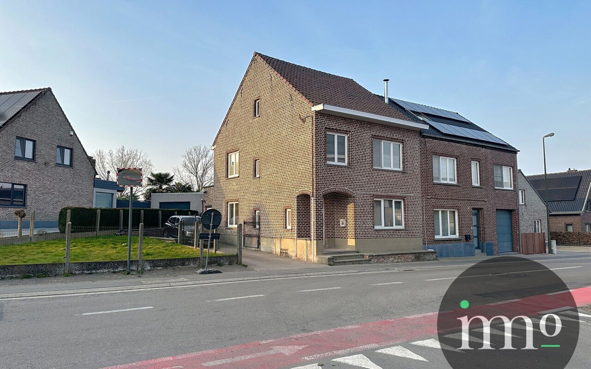 Instapklare woning met grote garage voor hobbyisten foto 15