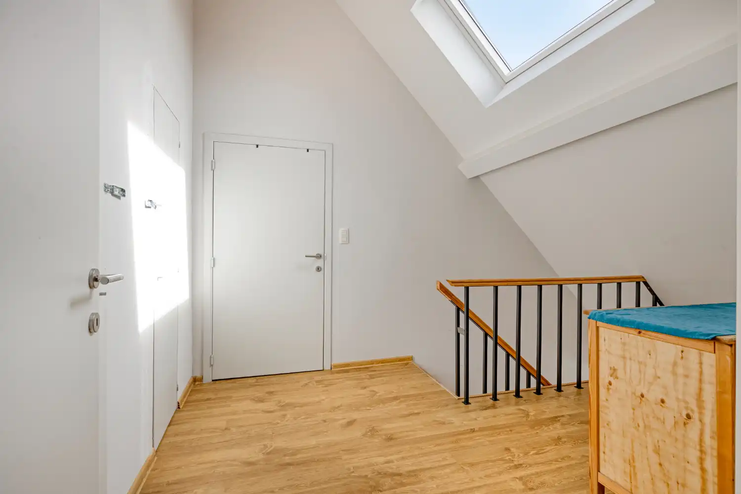 Karaktervolle gerenoveerde villa nabij Spuikom te koop foto 28