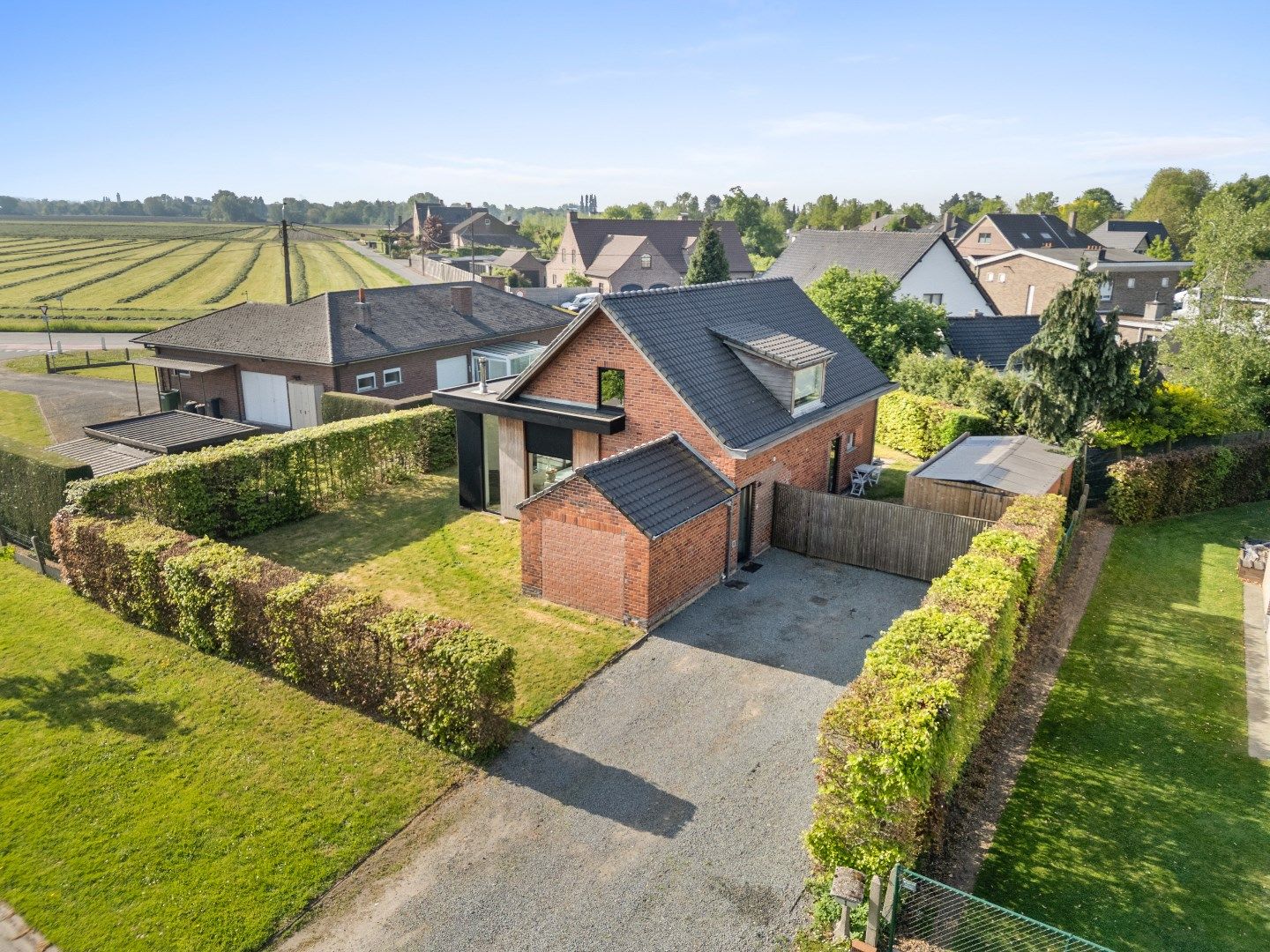 Hoofdfoto van de publicatie: Hedendaagse woning met een warme uitstraling, rustig en groen gelegen 