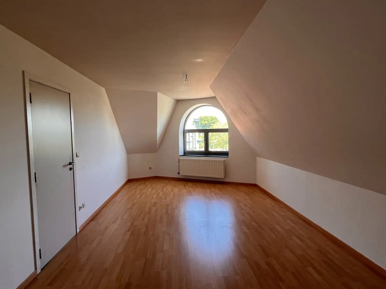 Ruim 2 slaapkamer duplex appartement te huur in Leuven foto 14