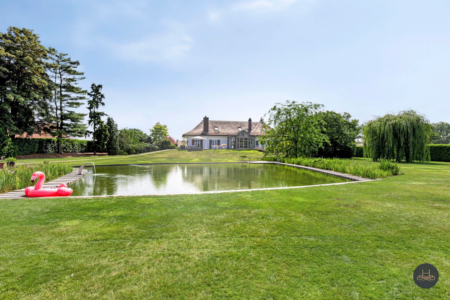 Charmante villa met open uitzicht en zwemvijver foto 28