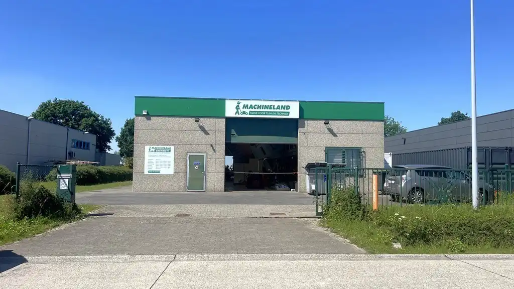 Industrieel bedrijfspand te huur langs N70 in Lochristi foto 15