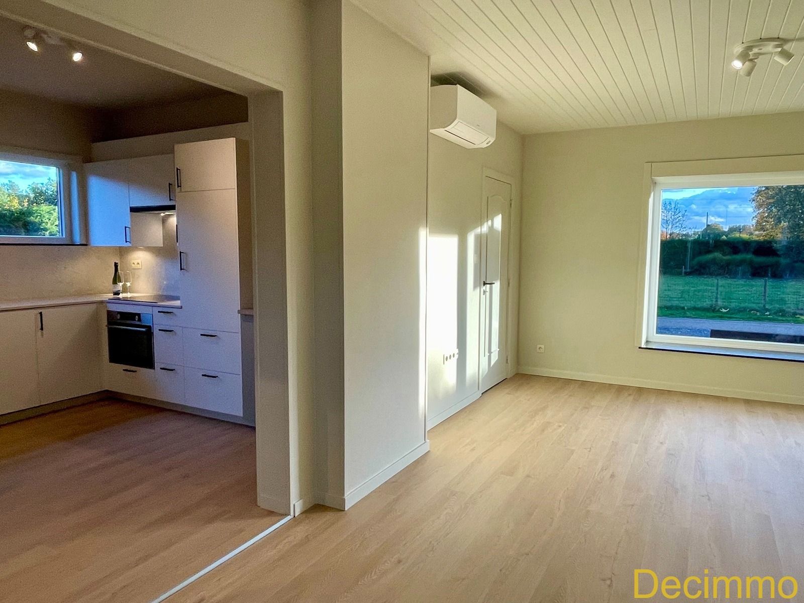 Volledig gerenoveerde woning met 3 slaapkamers, lage energiekost– rustig gelegen in het groen. foto 7