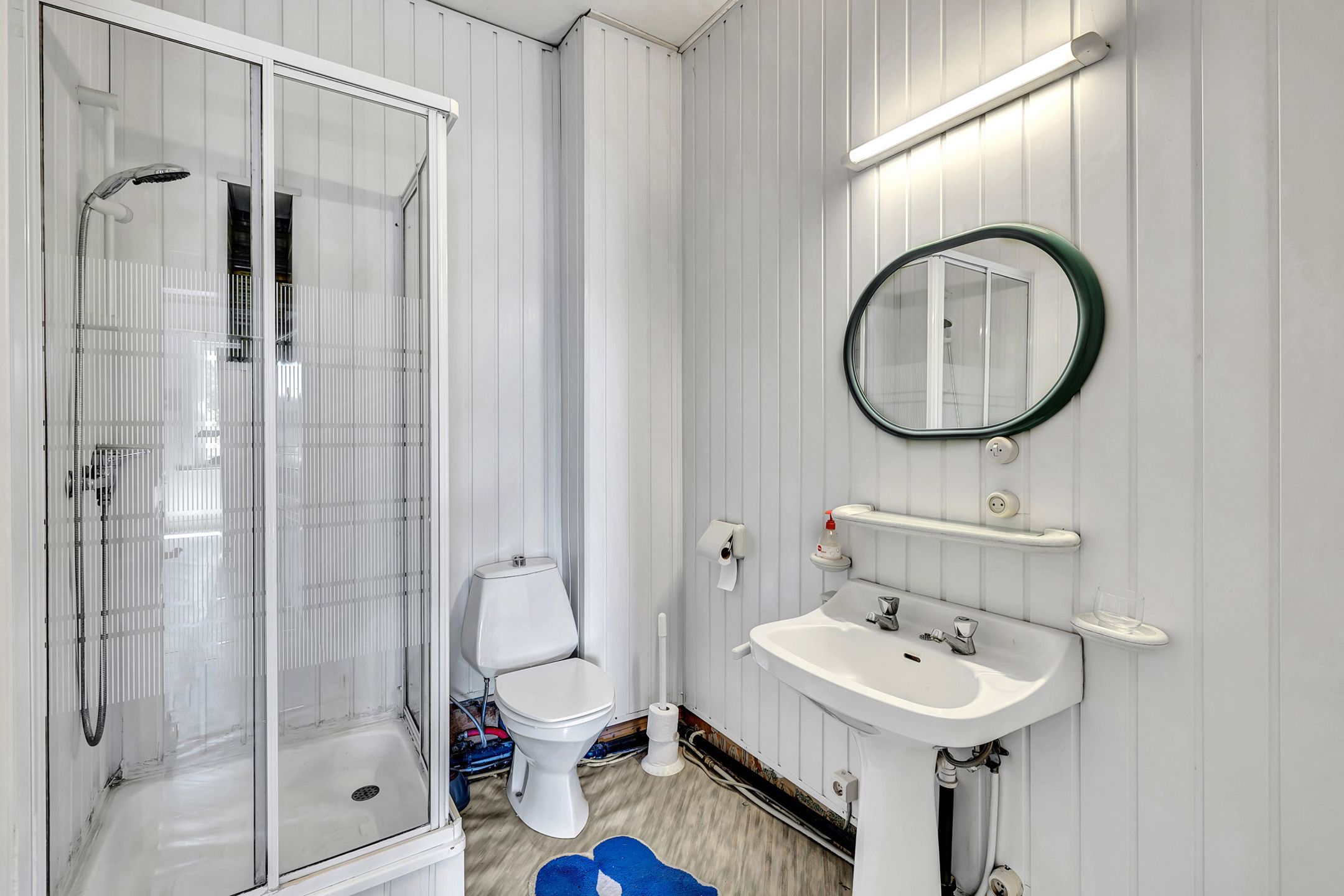 Handelshuis op strategische locatie te Roosdaal  foto 24